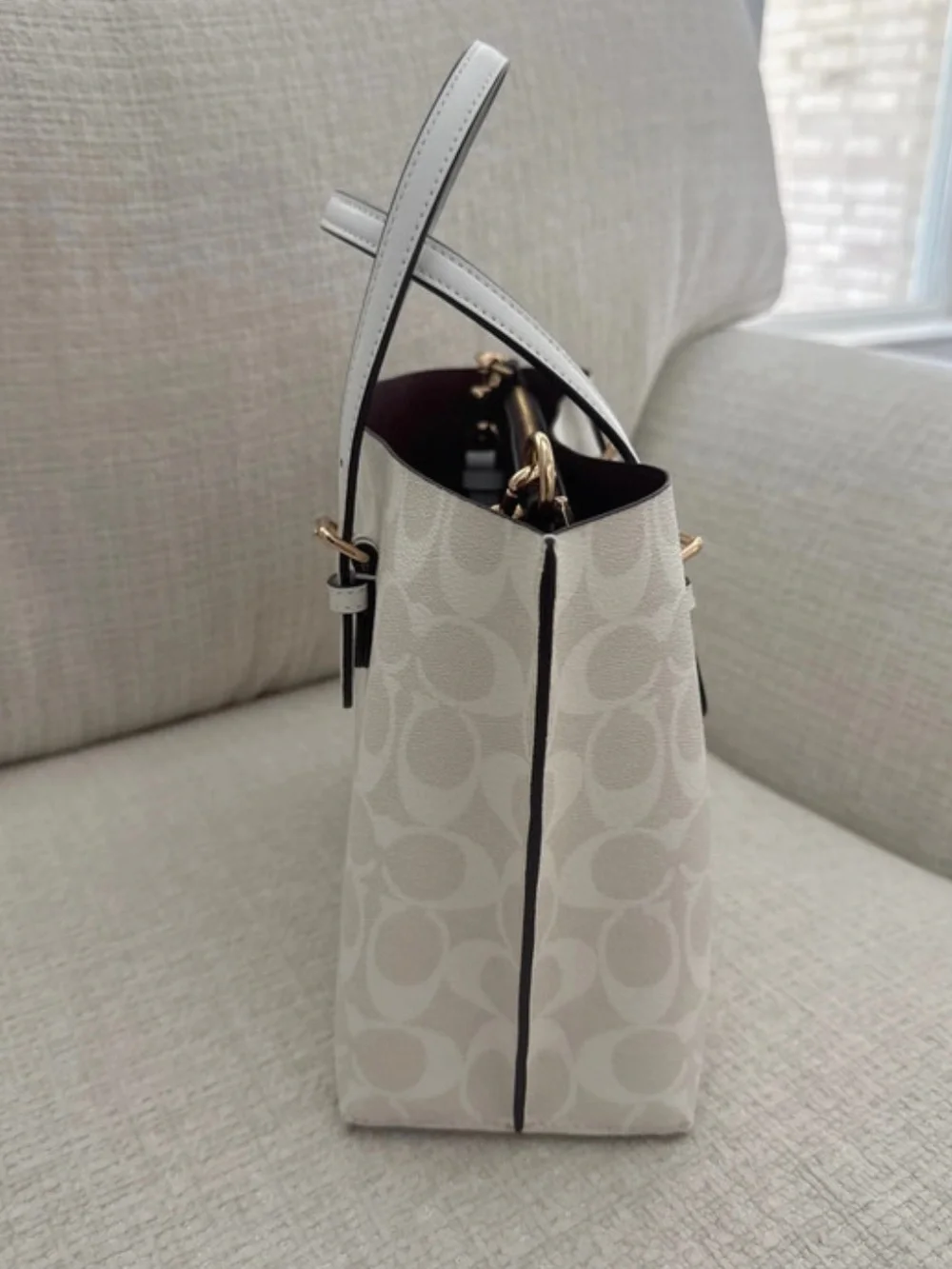 Coach Mollie Tote 25 Bag In Signature Canvas White Chalk C4250